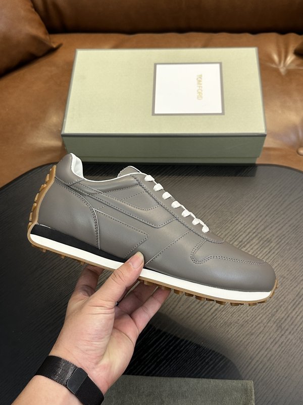 TOM FORD 가죽 로우탑 스니커즈 001-226572