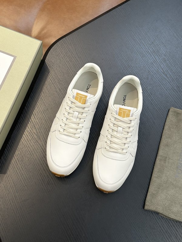 TOM FORD 가죽 로우탑 스니커즈 001-226575