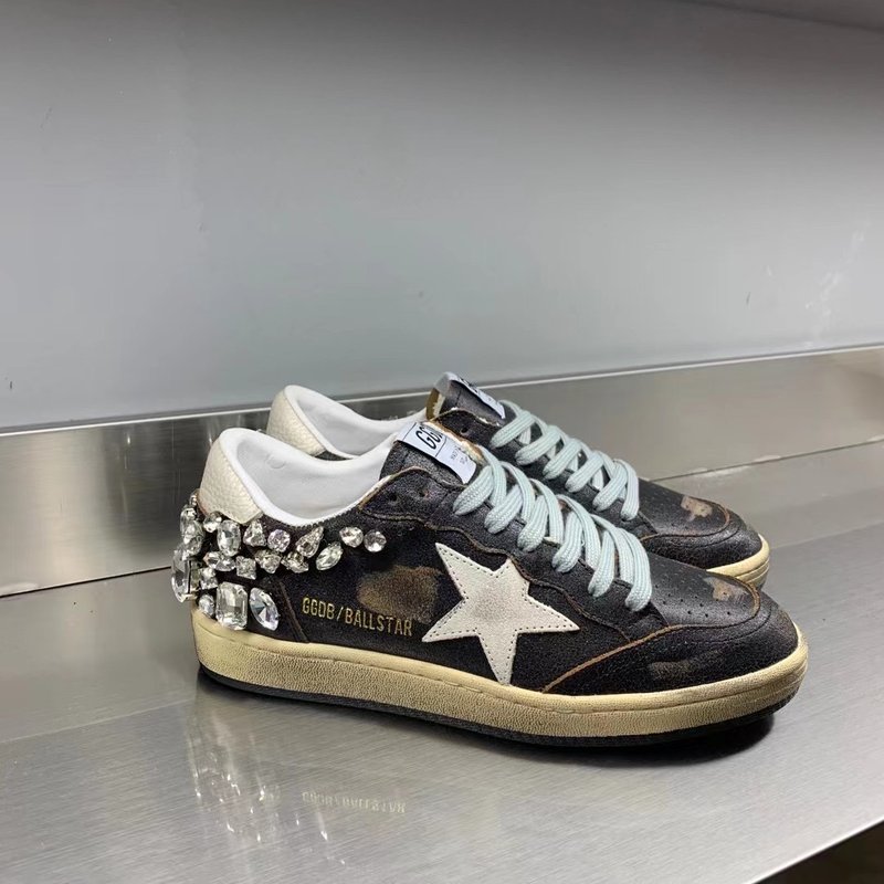 Golden Goose Ball Star 클래식 운동화 001-226644