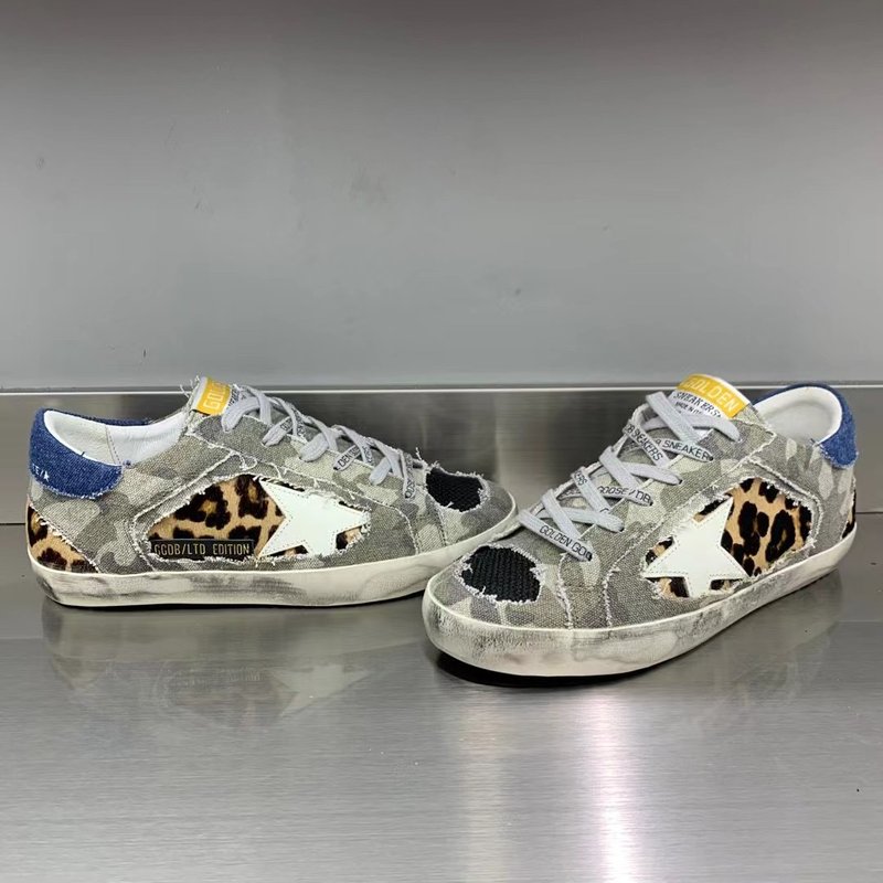 Golden Goose 클래식 운동화 001-226721