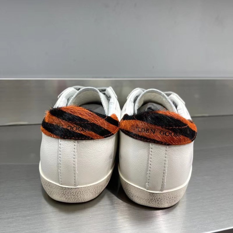 Golden Goose Star 시리즈 신발 001-226760