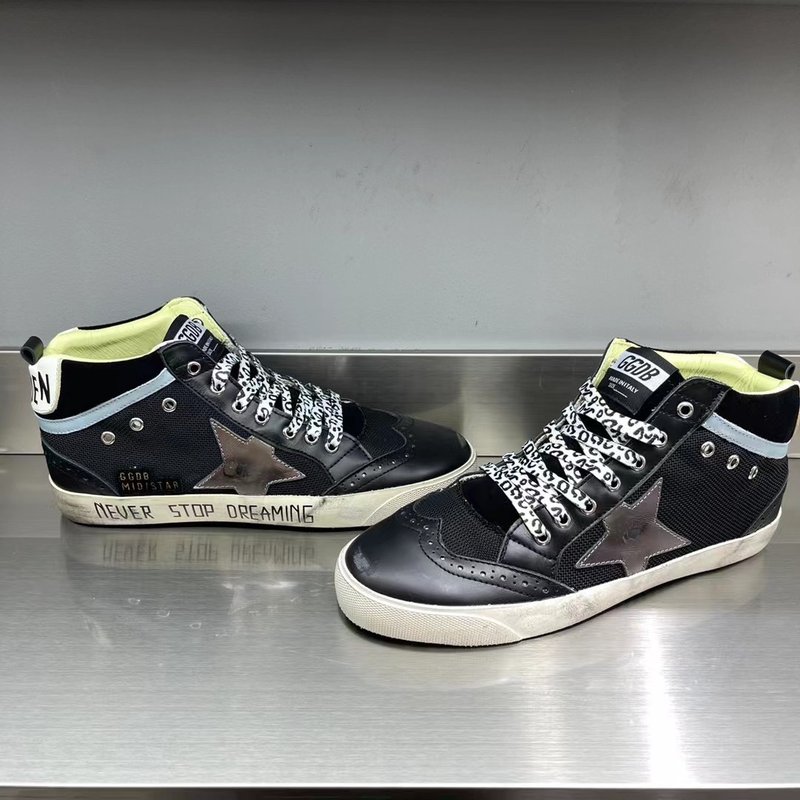 Golden Goose Mid Star 운동화 001-226764