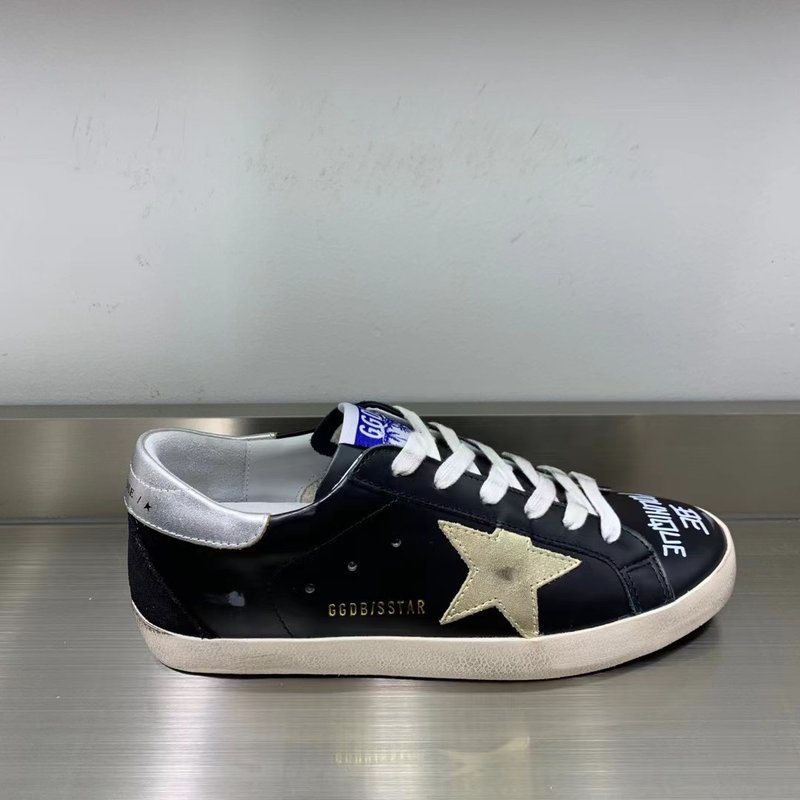 Golden Goose 슈퍼스타 운동화 001-226834