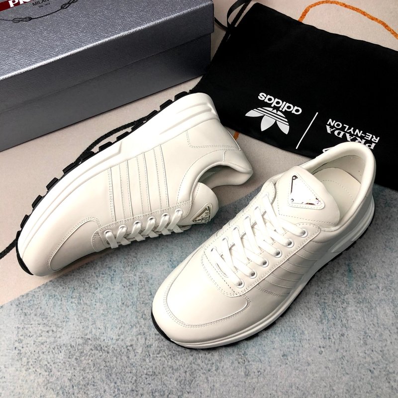 PRADA 프라다 화이트 가죽 신발 001-226968