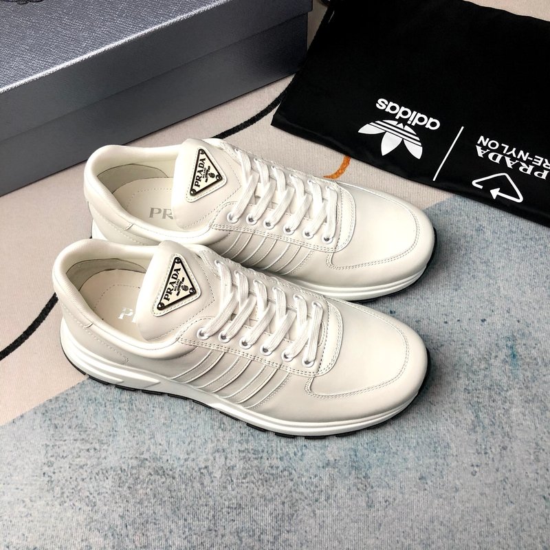 PRADA 프라다 화이트 가죽 신발 001-226968