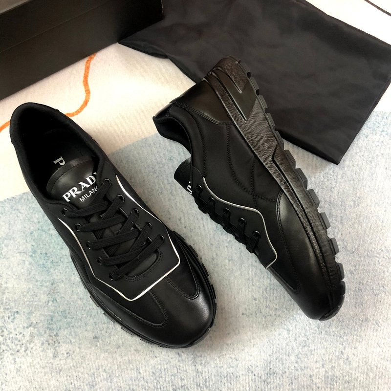 PRADA 블랙 패브릭 캐주얼 슈즈 001-226974