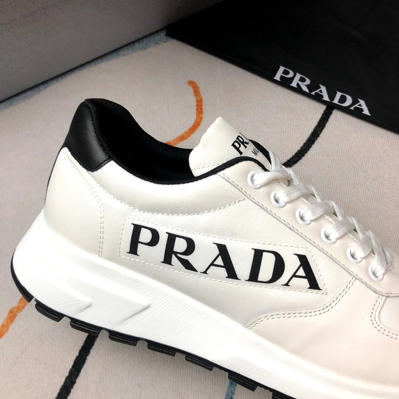 PRADA 프라다 화이트 패브릭 슈즈 001-226975