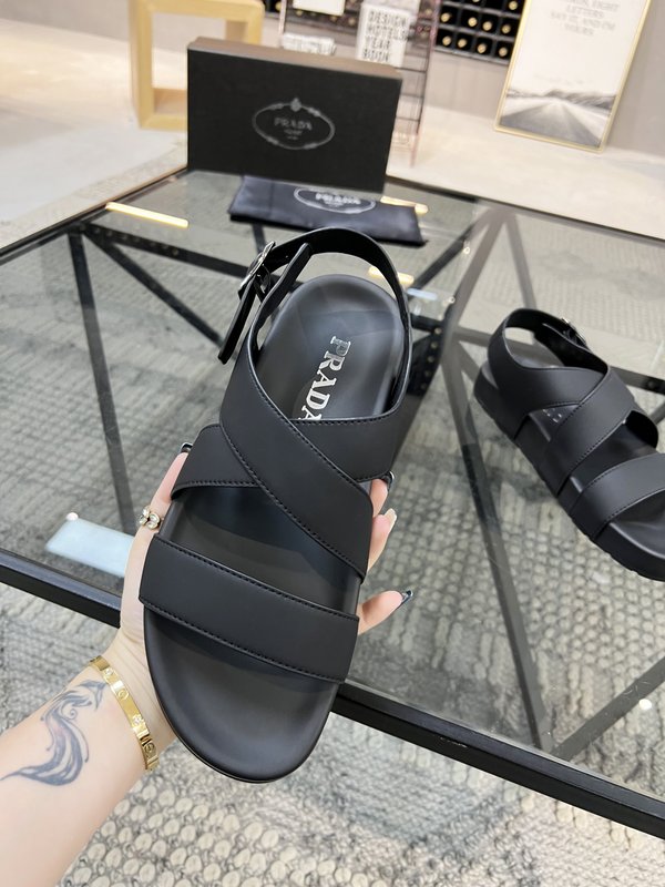 Prada 프라다 남성 가죽 슬리퍼 001-227009