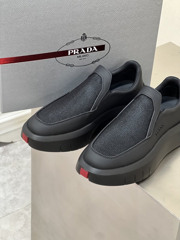 Prada 남성 수입 소가죽 두꺼운 바닥 캐주얼 슈즈 001-227010