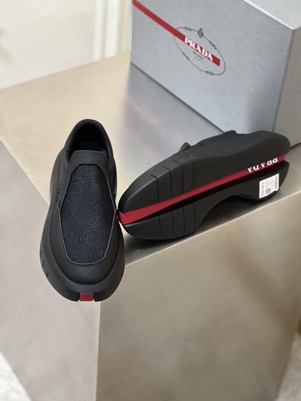 Prada 남성 수입 소가죽 두꺼운 바닥 캐주얼 슈즈 001-227010