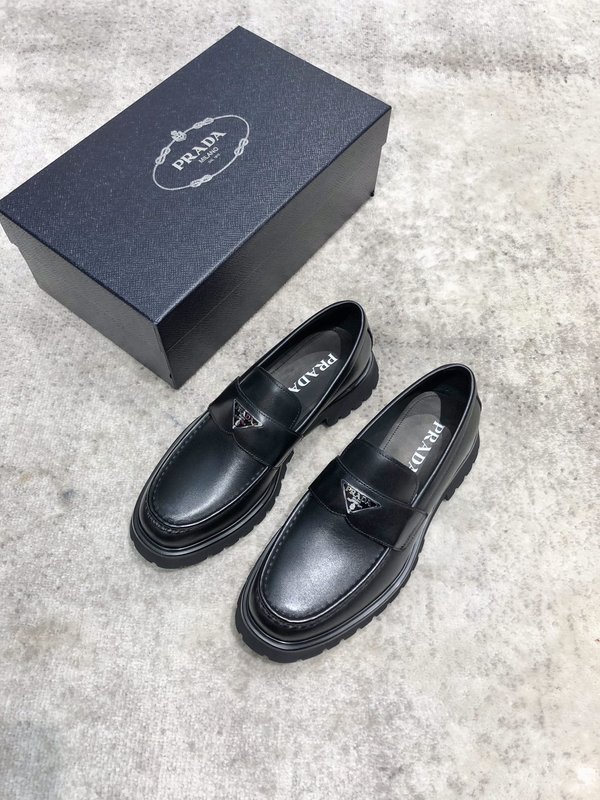 프라다 Prada 신규 소 가죽 신발 001-227109