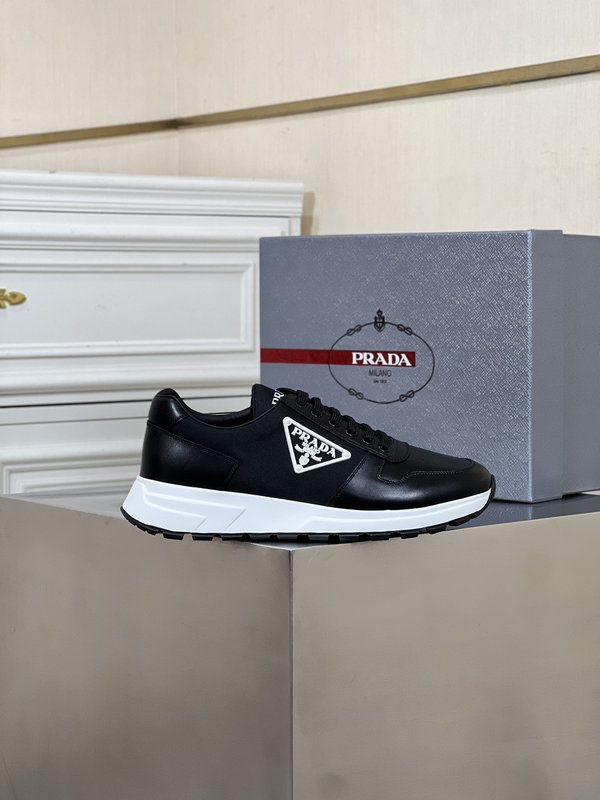 Prada 남성 캐주얼 운동화 001-227133
