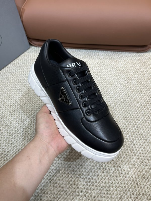프라다 춘하 수입 카프스킨 운동화 001-227135