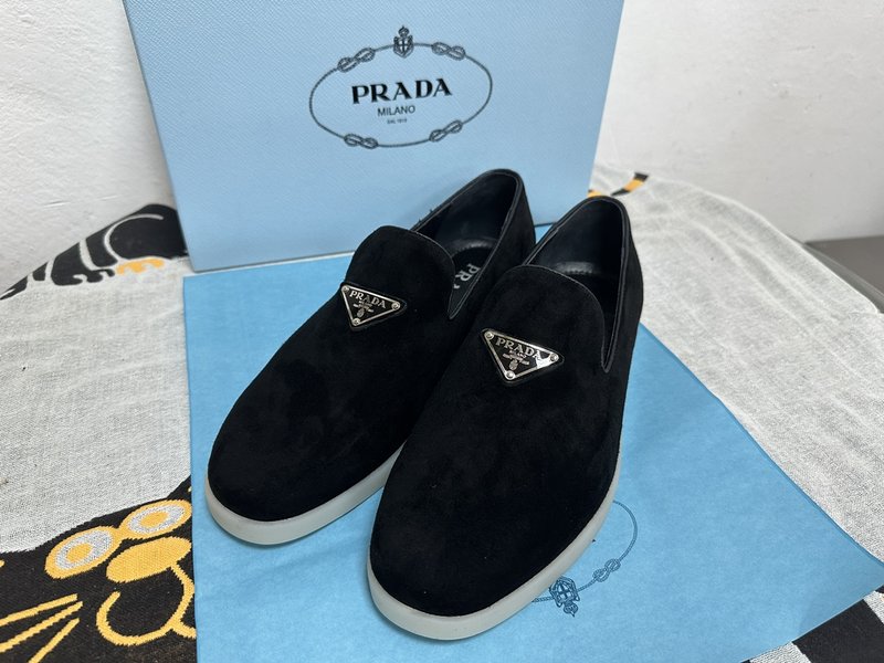 PRADA 프라다 수입 양경록 남녀 신발 001-227137