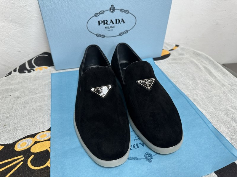 PRADA 프라다 수입 양경록 남녀 신발 001-227137