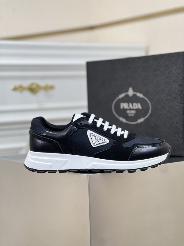 Prada 남성 캐주얼 레더 스니커즈 001-227199