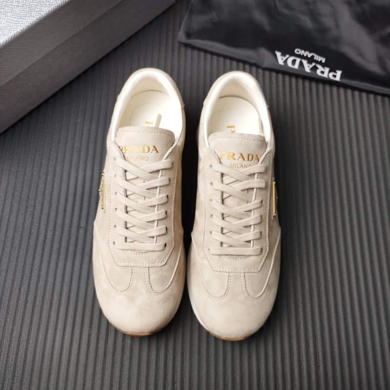 프라다 PRADA 앱리콧 스웨이드 슈즈 001-227217