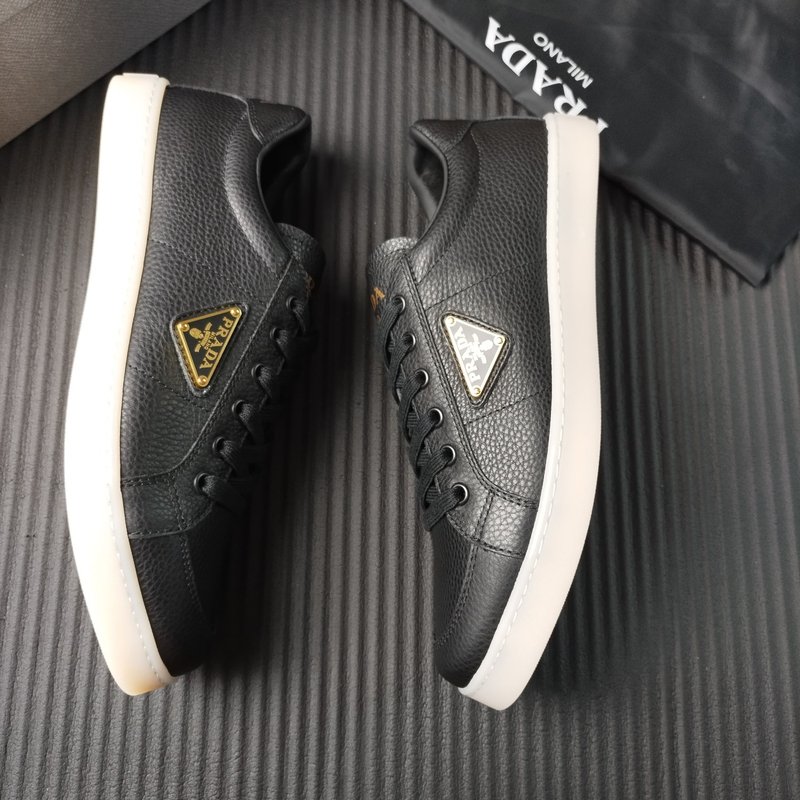 PRADA 프라다 블랙 가죽 신발 001-227221