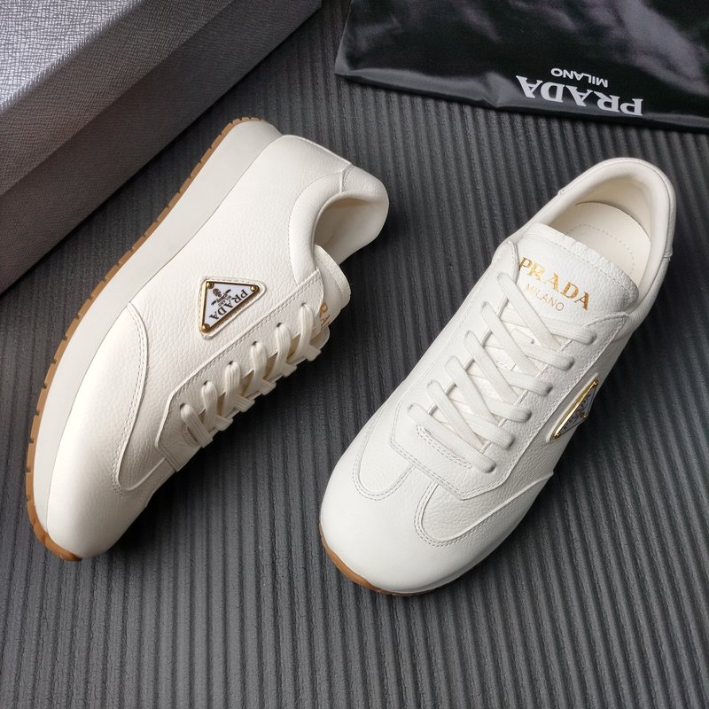 PRADA 프라다 신규 화이트 신발 001-227233