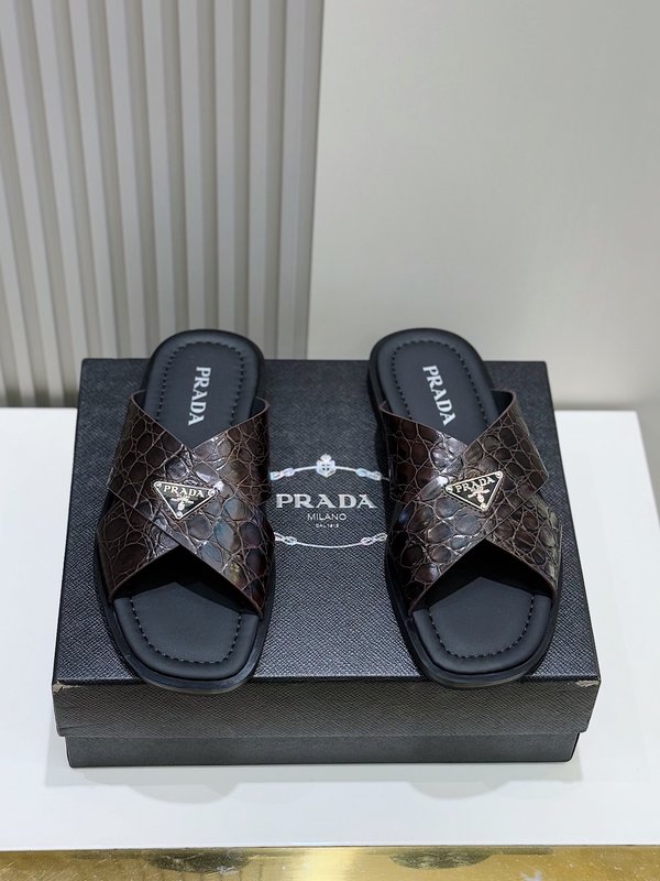 Prada 더블 스트랩 가죽 남성 슬리퍼 001-227279
