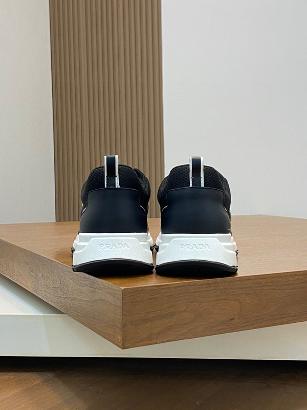 프라다 남성 가죽 캐주얼 운동화 001-227285