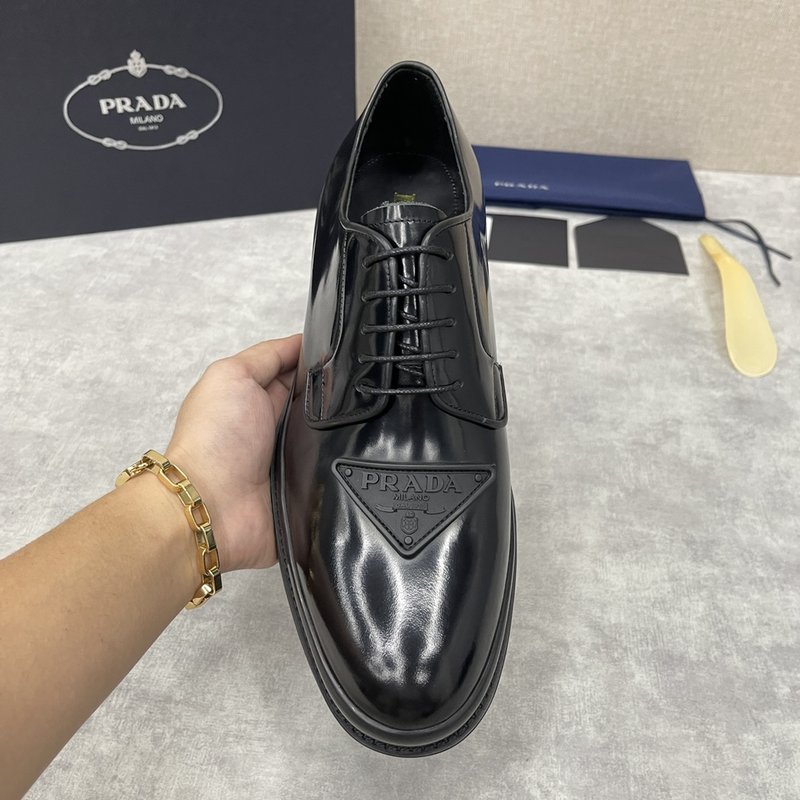 프라다 PRADA 삼각 두꺼운 바닥 로퍼 001-227322