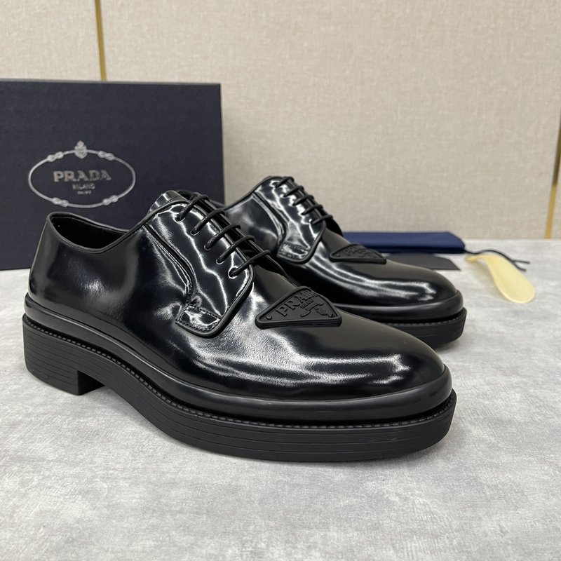 프라다 PRADA 삼각 두꺼운 바닥 로퍼 001-227322