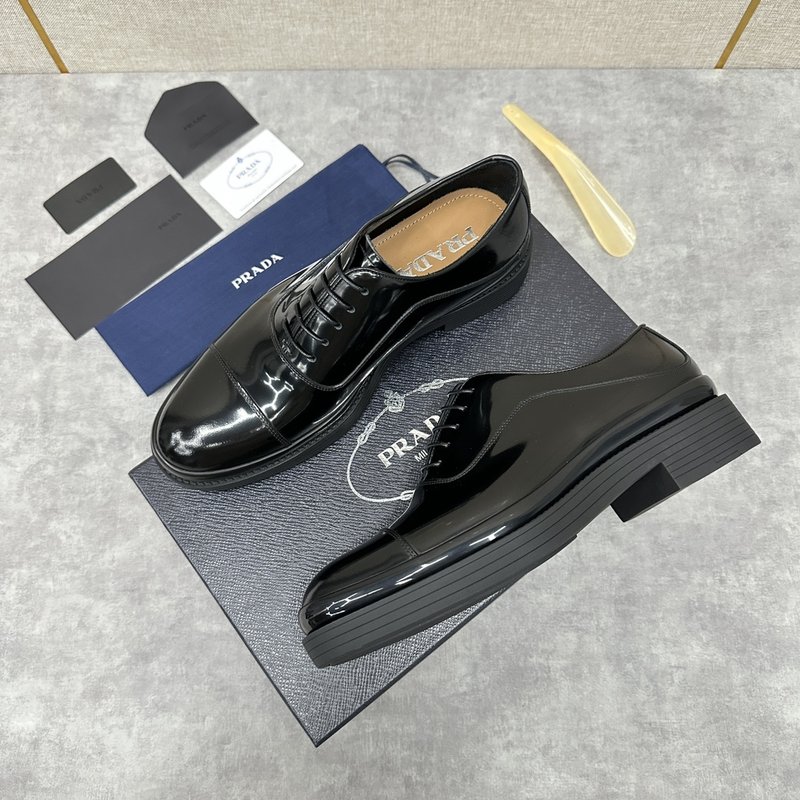 프라다 PRADA 삼각 로고 플랫폼 로퍼 001-227323