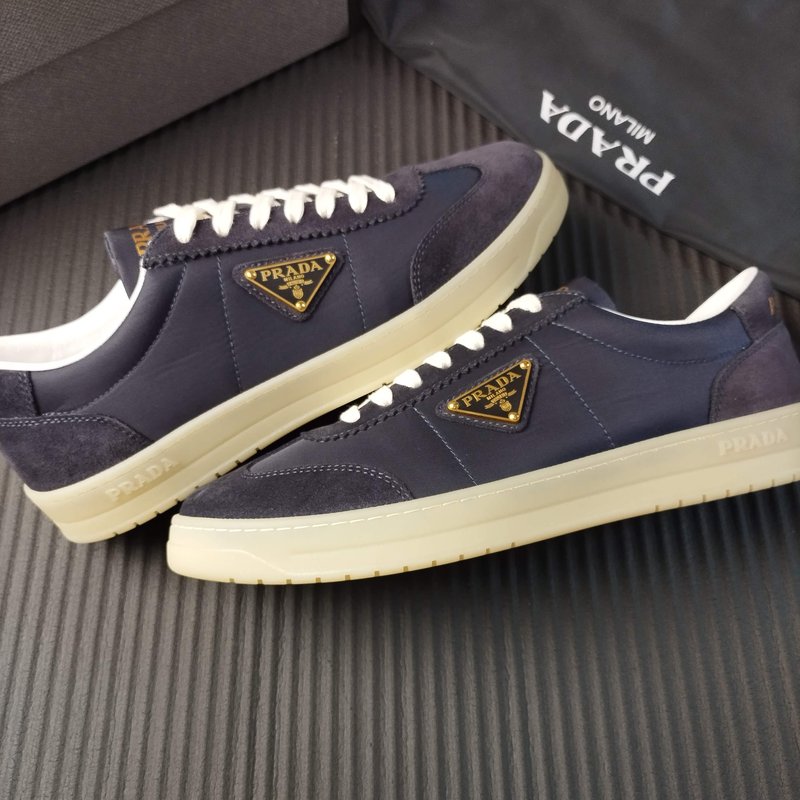 PRADA 란포 소재 캐주얼 슈즈 001-227361