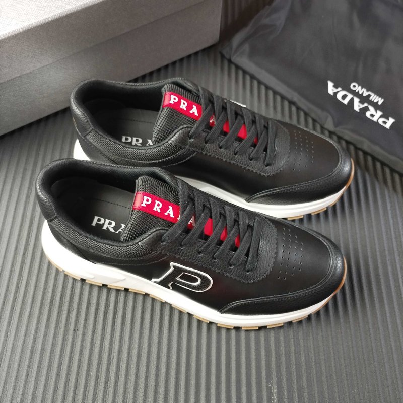 PRADA 블랙 가죽 신발 신규 39-45 001-227372