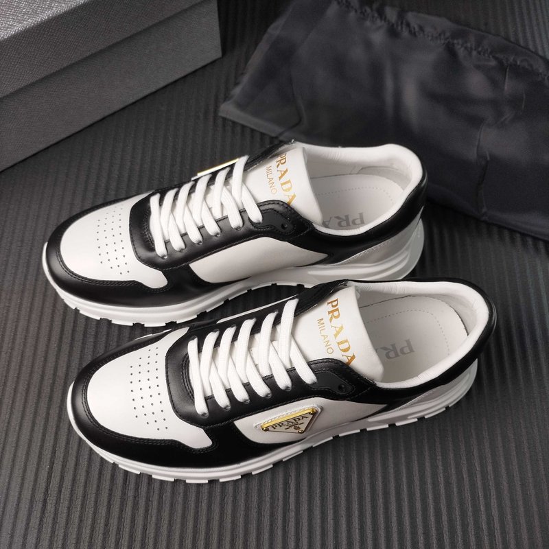 Prada 프라다 신규 화이트 블랙 컬러 슈즈 001-227375