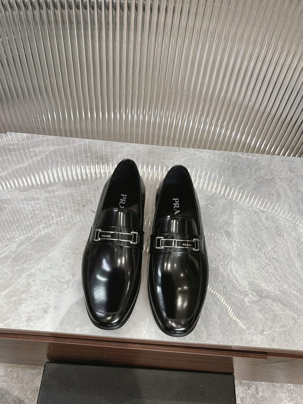 Prada 프라다 남성 캐주얼 로퍼 가죽신발 001-227393