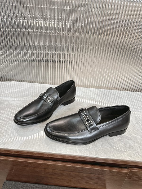 Prada 프라다 남성 수입 송아지 가죽 로퍼 001-227395
