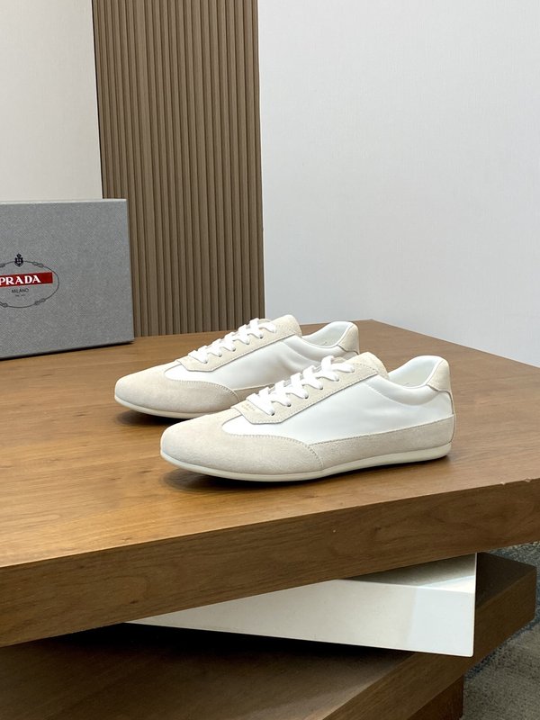 Prada 프라다 남성 레더 운동화 001-227413