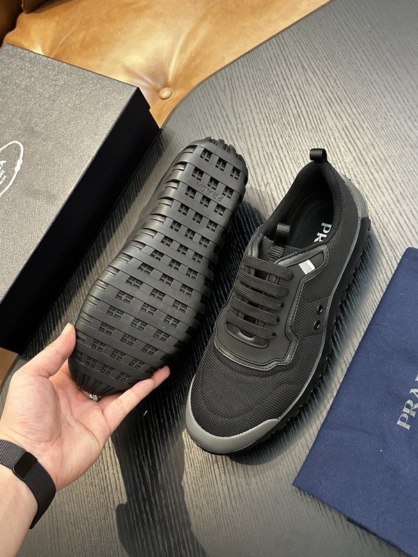 Prada 프라다 남성 나일론 운동화 001-227450
