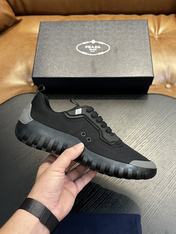 Prada 프라다 남성 나일론 운동화 001-227450