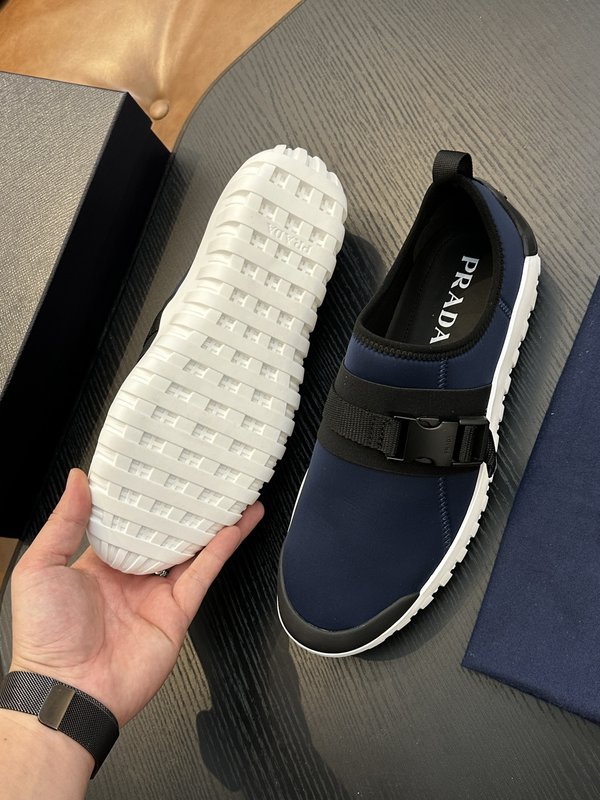 Prada 프라다 남성 나일론 운동화 001-227453