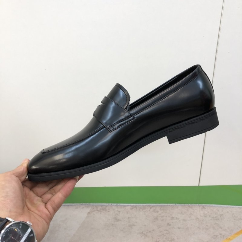 PRADA 패션 캐주얼 가죽 신발 001-227485