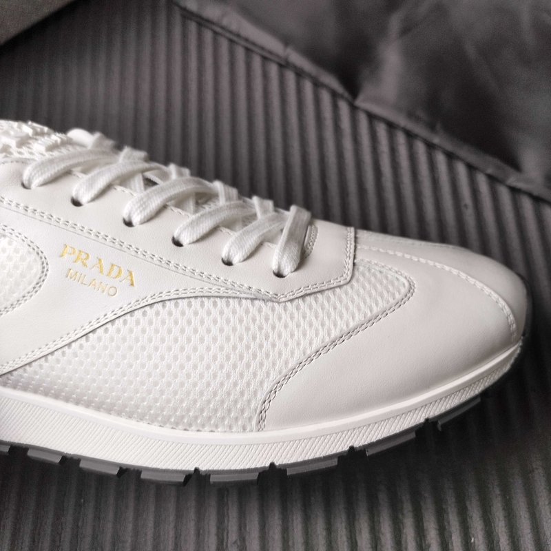 PRADA 프라다 메쉬 캐주얼 운동화 001-227524