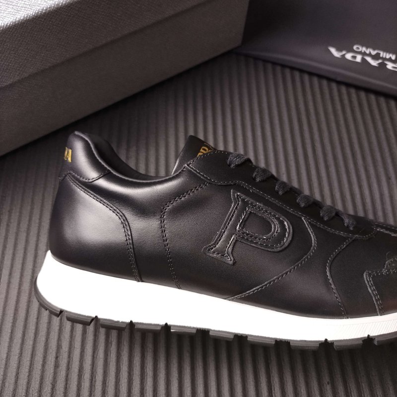 PRADA 프라다 블랙 레저 운동화 001-227527