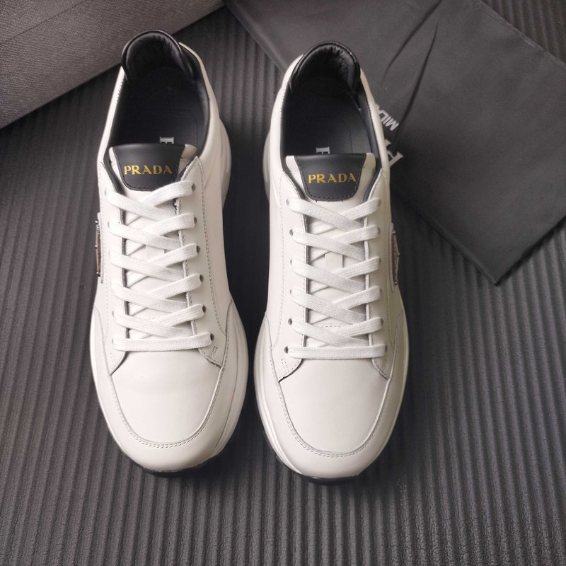 PRADA 프라다 클래식 삼각 로고 운동화 001-227544