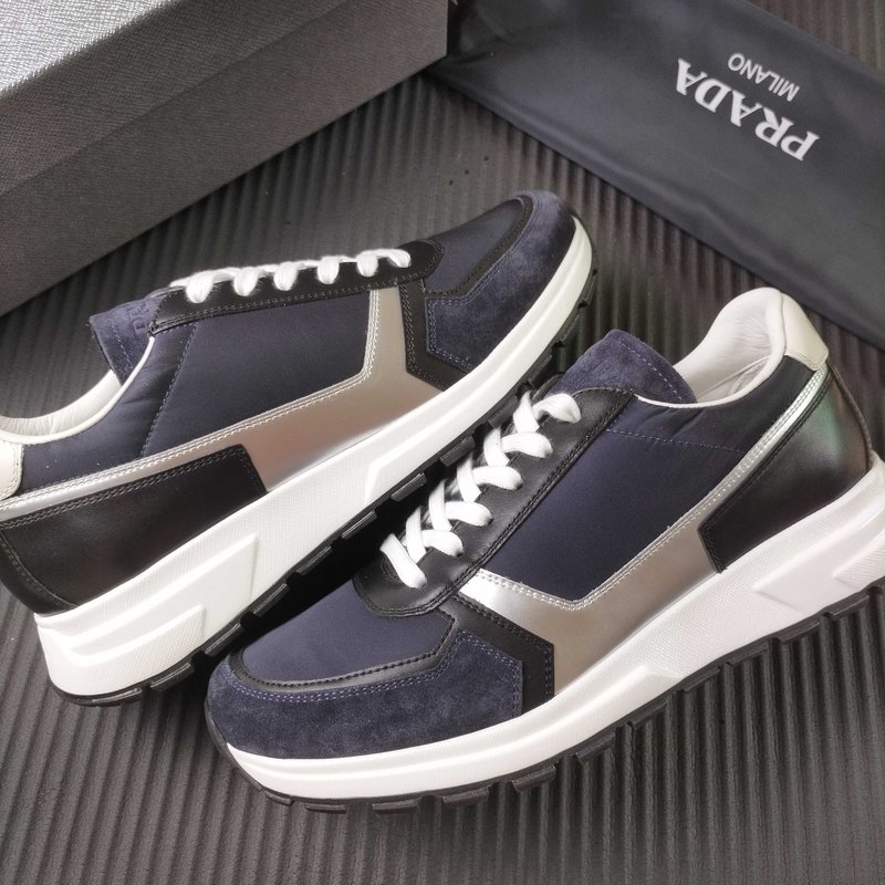 PRADA 란포 소재 운동화 001-227548