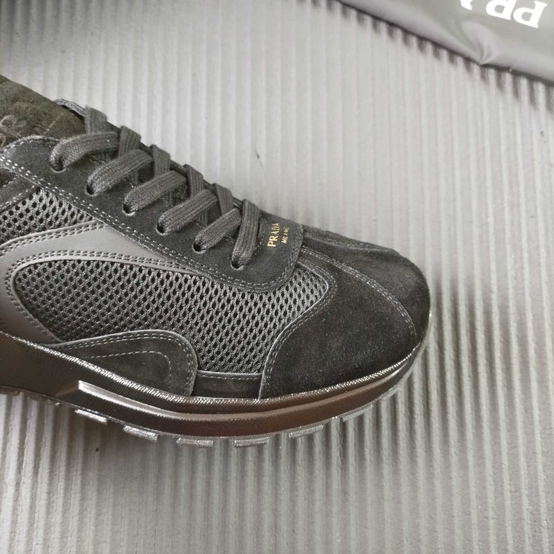 PRADA 프라다 블랙 메쉬 캐주얼 운동화 001-227549
