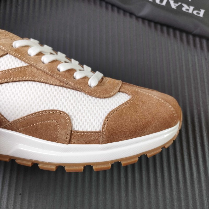 PRADA 프라다 빈티지 캐주얼 운동화 001-227550