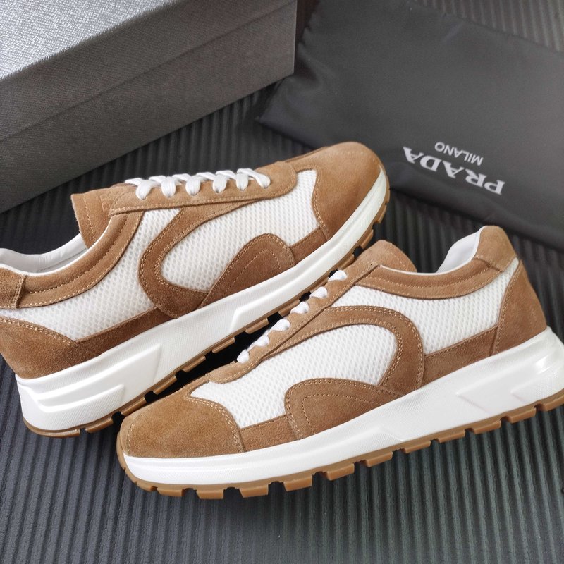 PRADA 프라다 빈티지 캐주얼 운동화 001-227550
