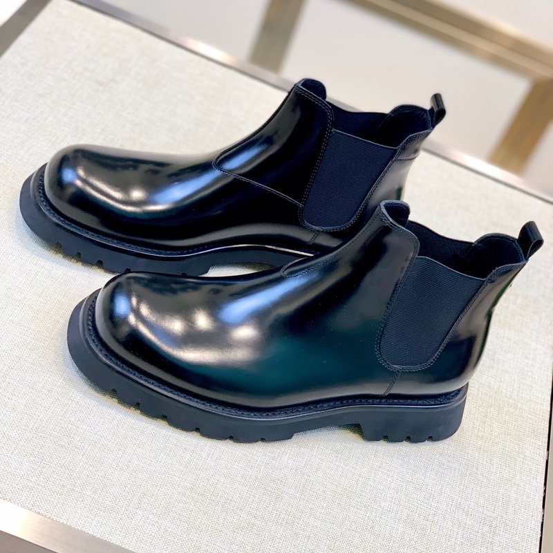 PRADA 클래식 라운드 토 남성 가죽 부츠 001-227556