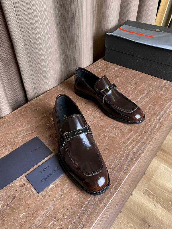 PRADA 남성 핸드 러브드 가죽 구두 001-227557
