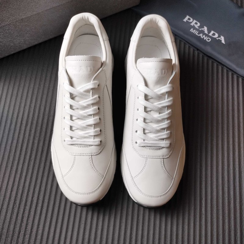 PRADA  화이트 레더 스니커즈 001-227563