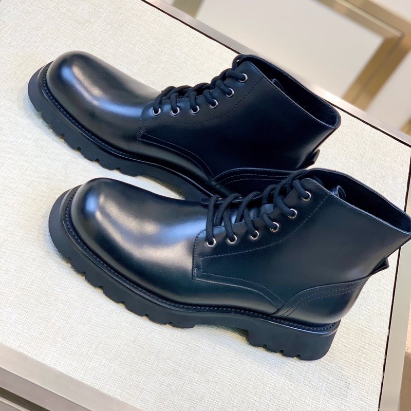 PRADA 클래식 라운드 토 남성 가죽 부츠 001-227567