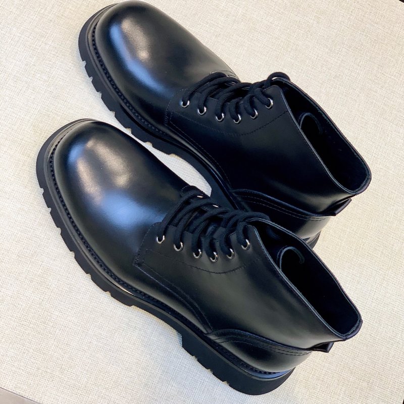 PRADA 클래식 라운드 토 남성 가죽 부츠 001-227567